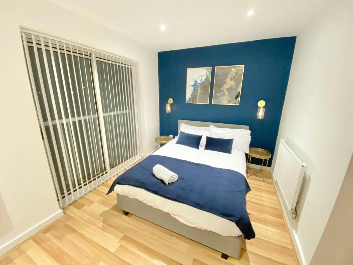 Casa de férias Large 5-bed Centre Townhouse With Secure Parking